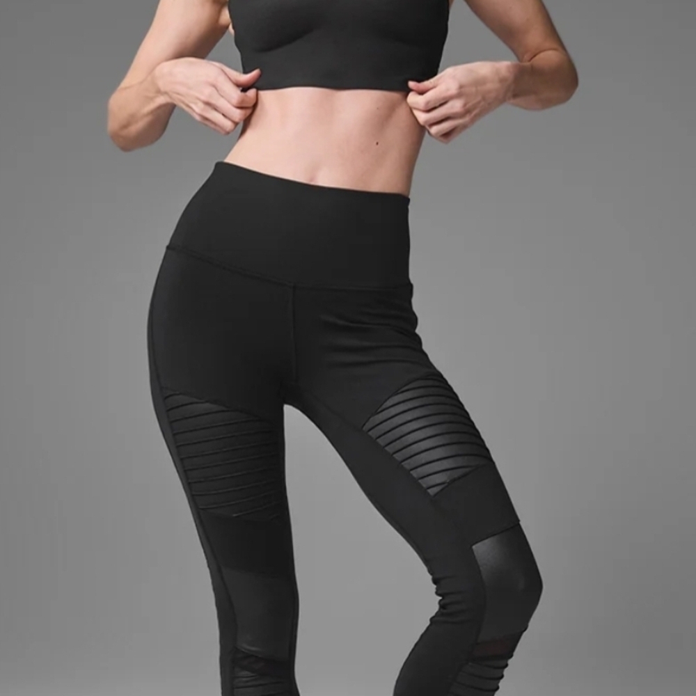 Women's Alo Black High-Waisted Moto Leggings